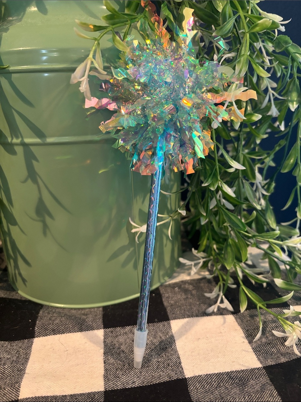 Iridescent Pom-Pom Party Pen - Blue